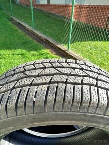 Zimne pneu Continental 215/60 R17 - 8