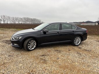 Volkswagen Passat 1.6 TDI 88kW Comfortline - 8