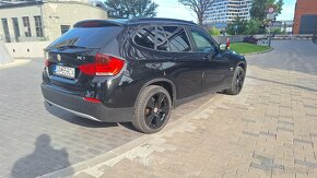 BMW X1 18d panorama - 8