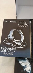 Trilógia Päťdesiat odtieňov, E L James, best seller, nové - 8