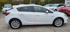 Opel Astra 1.7 CDTI  Sport rok 2012 - 8