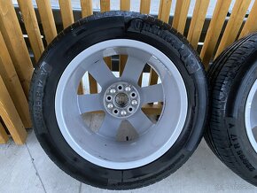 Original Audi R17 5x112 225/55 - 8