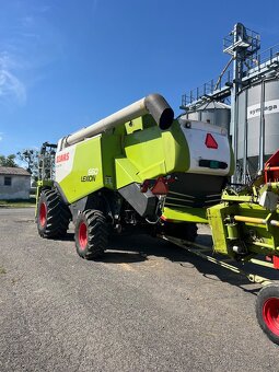 claas lexion 660 4X4 kombajn - 8