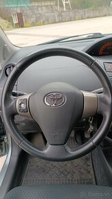 Toyota Yaris 1,33 VVTi ,r.v. 2010 - 8