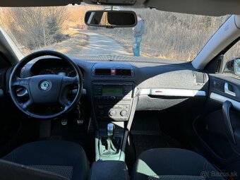 Škoda octavia 2 scout 4x4 2.0 TDI - 8