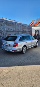 Škoda Superb - 8