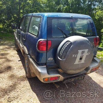 Nissan Terrano R20 - 8