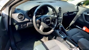 AUDI A3 - 8