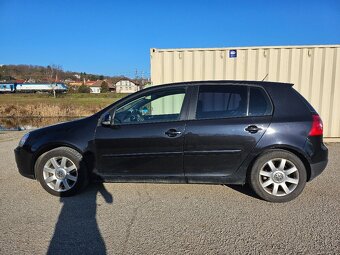 VW Golf 5 - 8