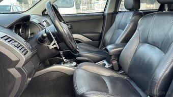 Peugeot 4007 2,2 HDi 160 6AT - 8