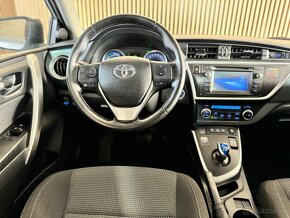 Toyota Auris 1.8 Hybrid Automat 2015 107 tisíc km - 8