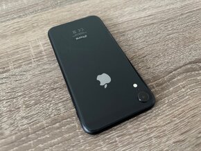 Apple iPhone XR 64 GB Black. - 8