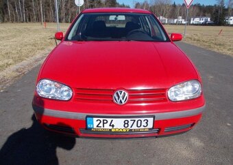 Volkswagen Golf 1,4 55KW nová STK,koup ČR benzín manuál - 8