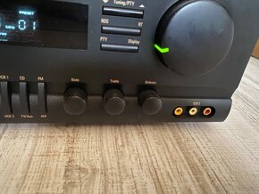 Predám Harman/Kardon AVR11 - 8