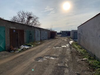 Garáž pri Malej stanici na Juhu v Košiciach na prenájom. - 8