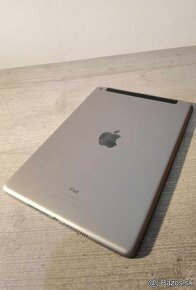 9.7" tablet Apple iPad 5 gen / 128GB Cell prasklinka - 8