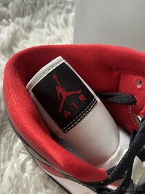 Nike Air Jordan 1 Mid Gym Red Panda - 8