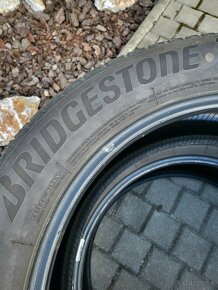 BRIDGESTONE Alenza 245/50/r19 - 8