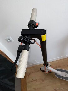 Xiaomi MI Electric Scooter 3 - 8