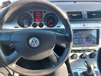 VW Passat Variant 2.0TDI DSG - 8