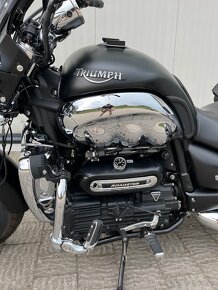 TRIUMPH ROCKET III ROADSTER…..2013……TOP STAV - 8