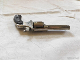 Revolver Remington Smoot - 8