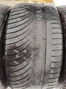 Zimné pneumatiky 225/40 R19 - 8