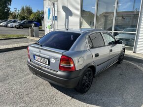 Opel Astra G 1.4 - 8