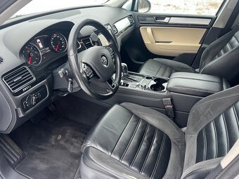 Vw Touareg 3.0 TDi, automat, 180 kW 4x4 - 8