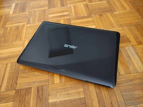 Asus F556U - 15,6" FHD/ Core i5/ 12GB/ 256GB / nVidia 940MX - 8