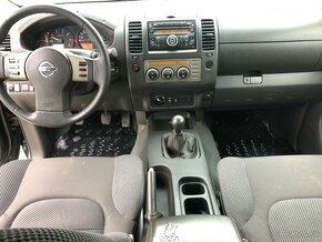 NISSAN NAVARA 2009 2.5D 4X4 + UZÁVIERKA NEPOJAZDNÉ - 8