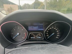 Ford Focus sedan 1.5 TDCi - 8