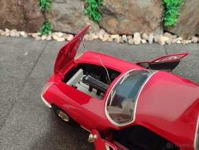 prodám model 1:18 ferrari 275GTB - 8