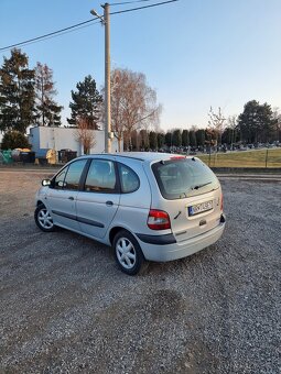 Renault Megane Scenic 1.6 16V - 8