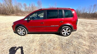 VOLKSWAGEN TOURAN CROSS 2.0TDI 103KW M6 - 8