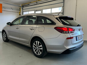 Hyundai i30, 1.4 T-GDI 103kw Trikolor Kombi rv.8/2019 - 8