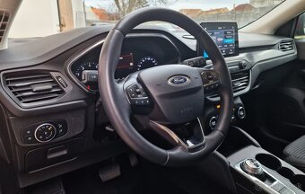 Ford Focus 1.0EcoBoost Tiatanium Led A/T8 92Kw SR 1majiteľ T - 8