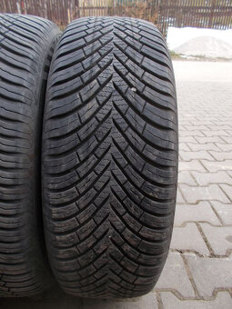 Pneumatiky Vredestein 205/60R16 XL celoročné 4ks - 8