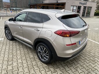 Hyundai Tucson 1.6 T-GDI Automat STYLE 4WD 1.Majitel - 8