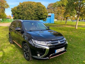 Mitsubishi Outlander 2.0 PHEV AT Instyle 4WD, 49.600 km - 8