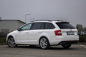 Škoda Octavia Combi 2.0 TDI RS - 8