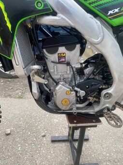 Kawasaki kxf 250 - 8