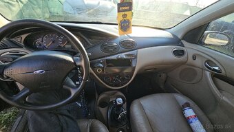 Ford Focus 2.0 benzin - 8