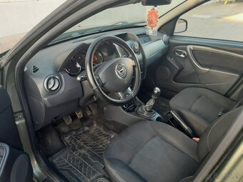 Dacia Duster 1.6   4x4 - 8