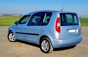 ŠKODA ROOMSTER 1.6 CR TDI PANORAMA 2011 - 8