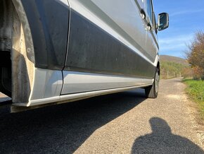 Predám VW Crafter L2H3 dodávka - 8