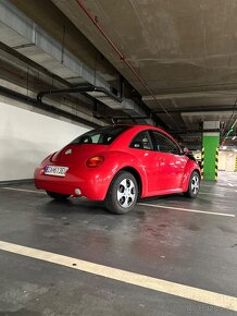 Predám Volkswagen new beetle 2.0 benzín - 8