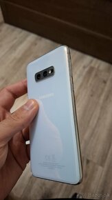 Samsung Galaxy s10e - 8