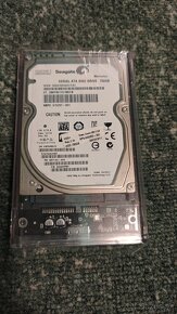 Externy HDD 750GB - 8