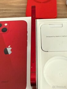 Predám Apple iPhone 13 128GB RED Malé známky opotrebovania - 8